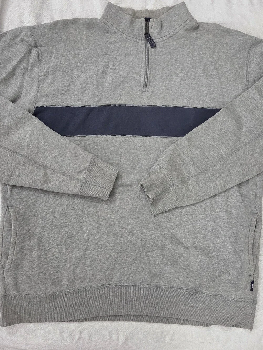 Gap Men's Gap half zip pullover 💙2 for$20